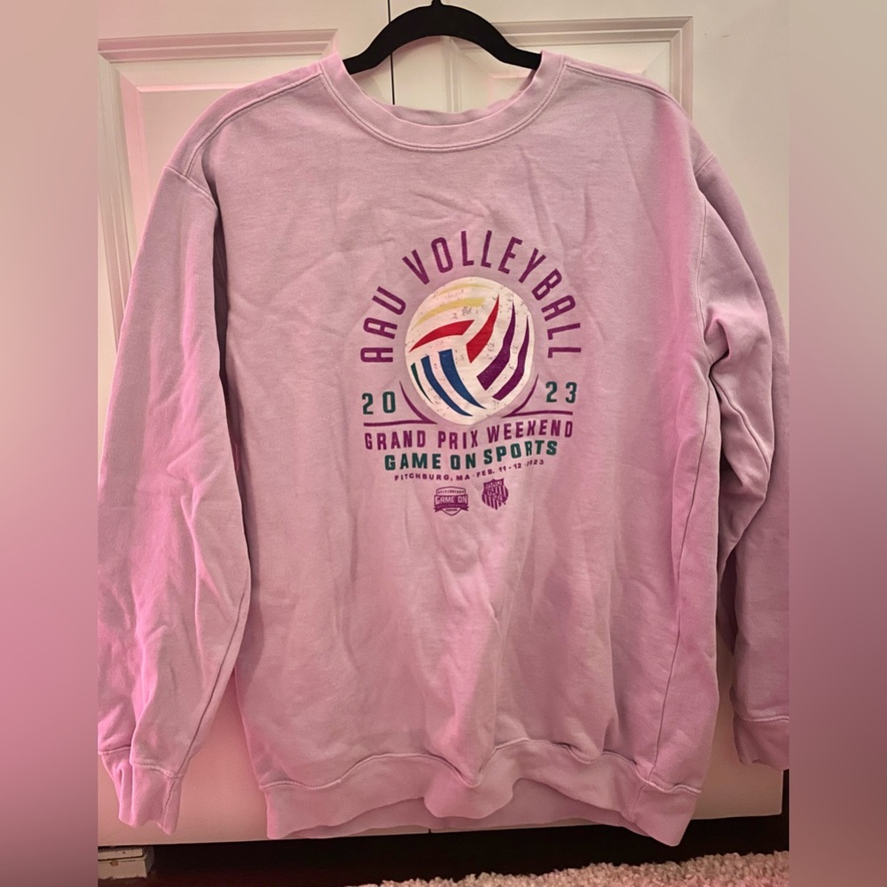 Light purple Volleyball tournament sweatshirt in medium